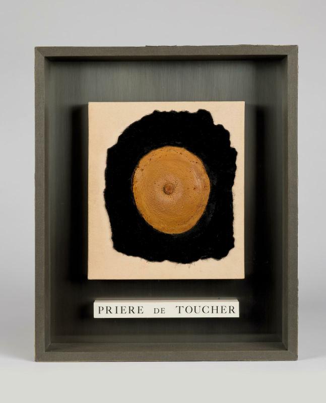 Marcel Duchamp, Prière de toucher 1947 
