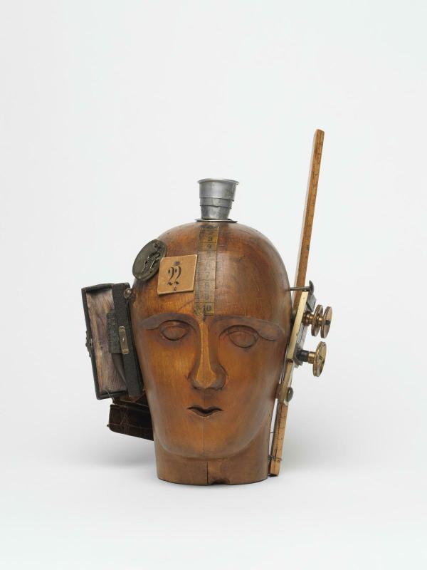 Raoul Hausmann, Mechanischer Kopf
(Tête mécanique) [1919] 