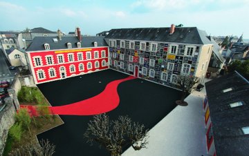 Cour du Doute, Blois : cour d'entrée