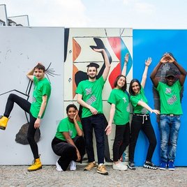 Jeunes bénévoles "Art session" - portrait de groupe