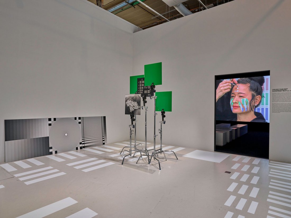 Vues de l'exposition « Hito Steyerl. I Will Survive », Centre Pompidou, 2021