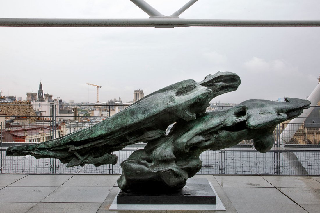 « La Chevauchée nocturne » installée sur la terrasse sud © Hervé Véronèse