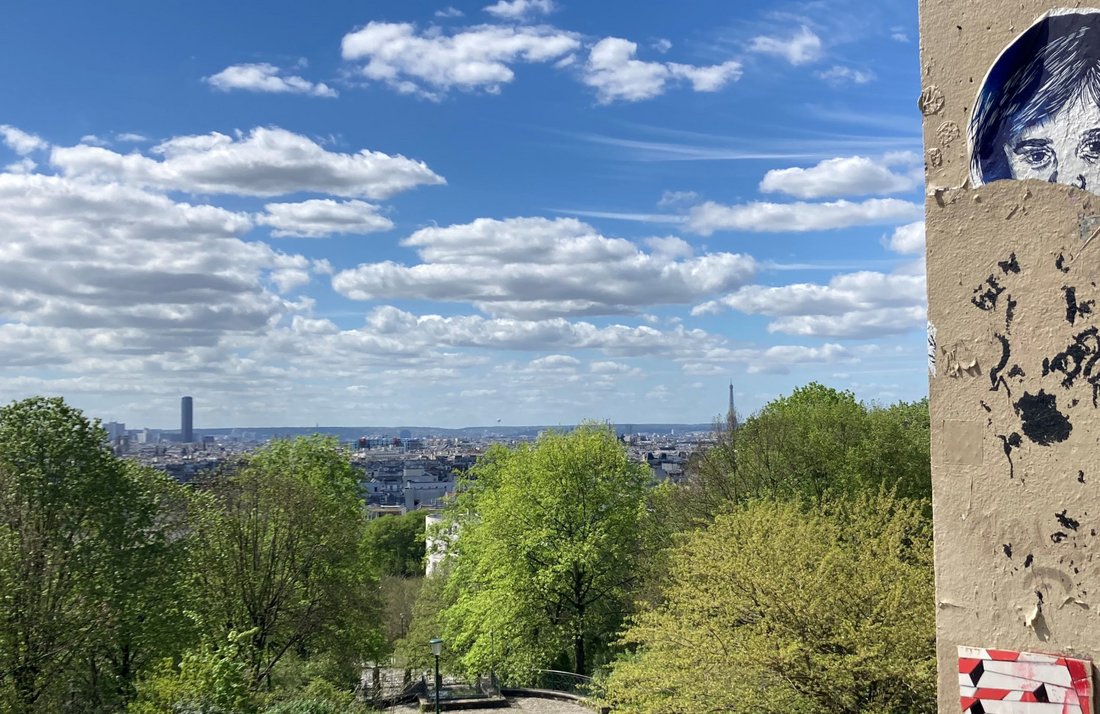 Cultures d'avenir 2024, thème de la ville : vue sur Paris depuis le jardin de Belleville