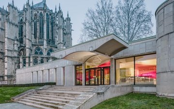 Le Quadrilatère, Beauvais : vue de l'entrée