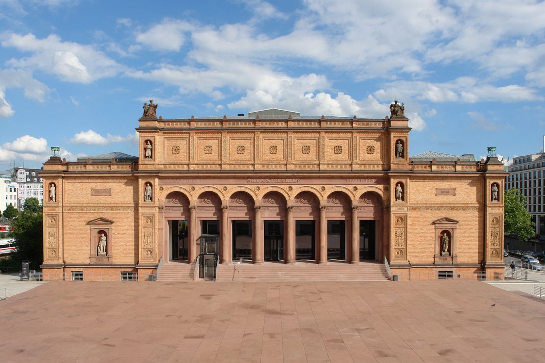 Hamburger kunsthalle : façade du bâtiment historique, de jour
