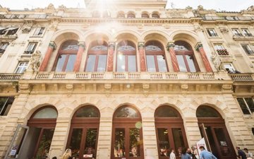 La Gaîté lyrique, Paris - partenaire de la Constellation du Centre Pompidou : vue de la façade