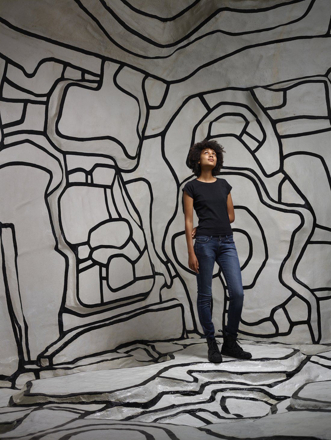 Vue de l'œuvre « Le jardin d'hiver » de Jean Dubuffet, « Bulle poétique » dans laquelle le visiteur circule librement © Manuel Braun