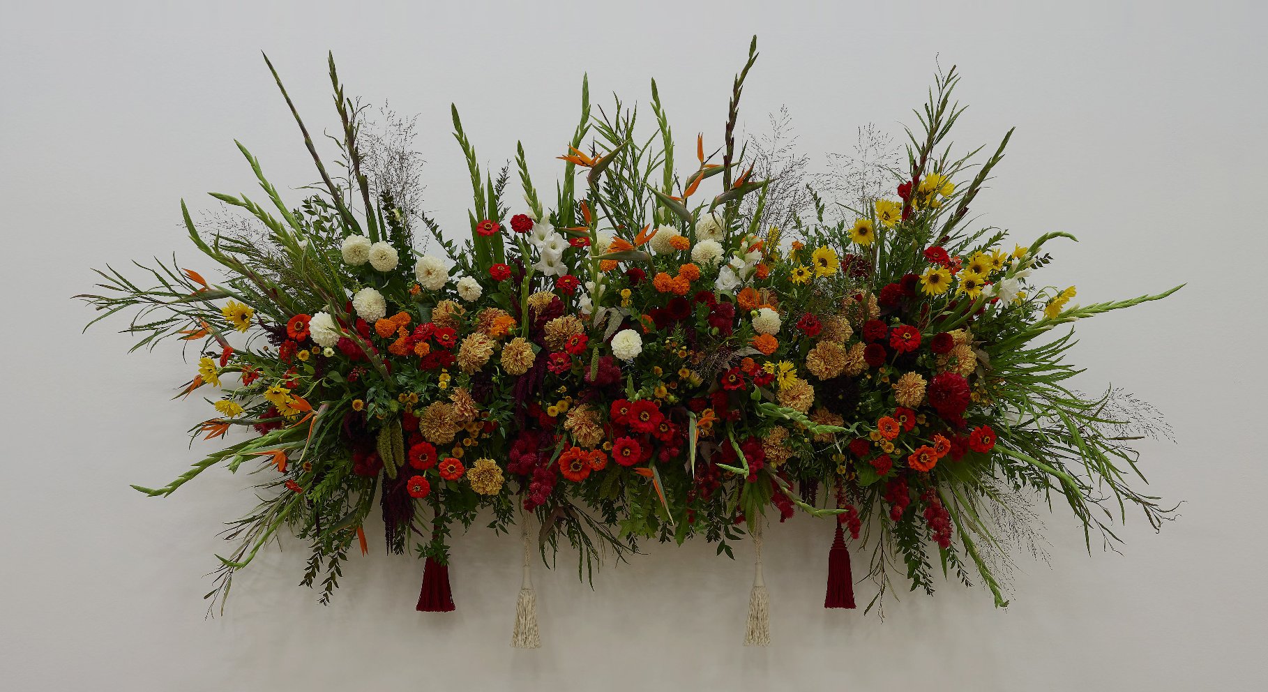 Kapwani Kiwanga, installation « Flowers for Africa », Centre Pompidou - détail