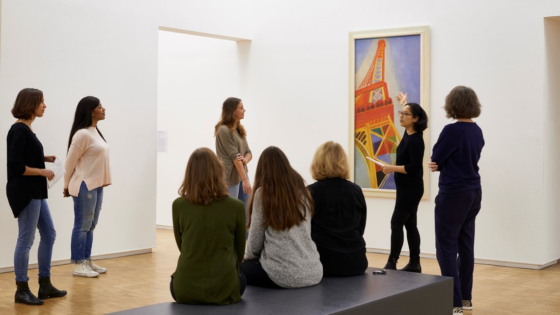 [Translate to English:] Visite guidée dans le musée