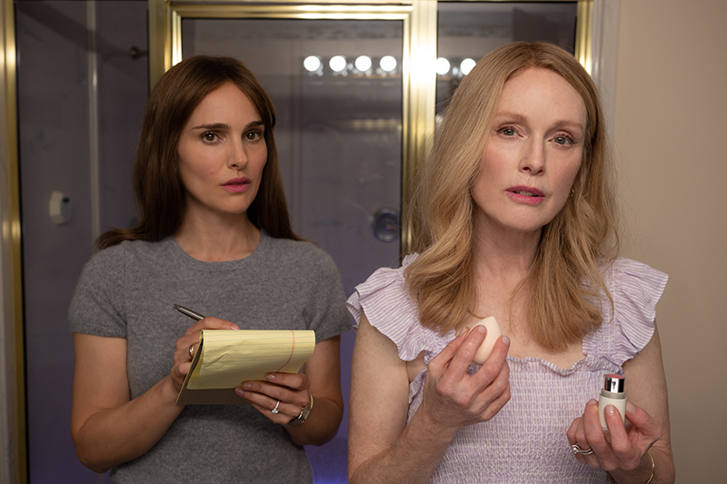 Natalie Portman et Julianne Moore dans le nouveau film de Todd Haynes, « May December », qui sera présenté en avant-première lors de la rétrospetive qui lui est consacré © Killer Films 2023