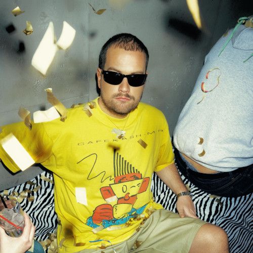 Portrait de Myd pour un DJ set au Centre Pompidou Paris, soirée "Because Beaubourg" avec Because Music
